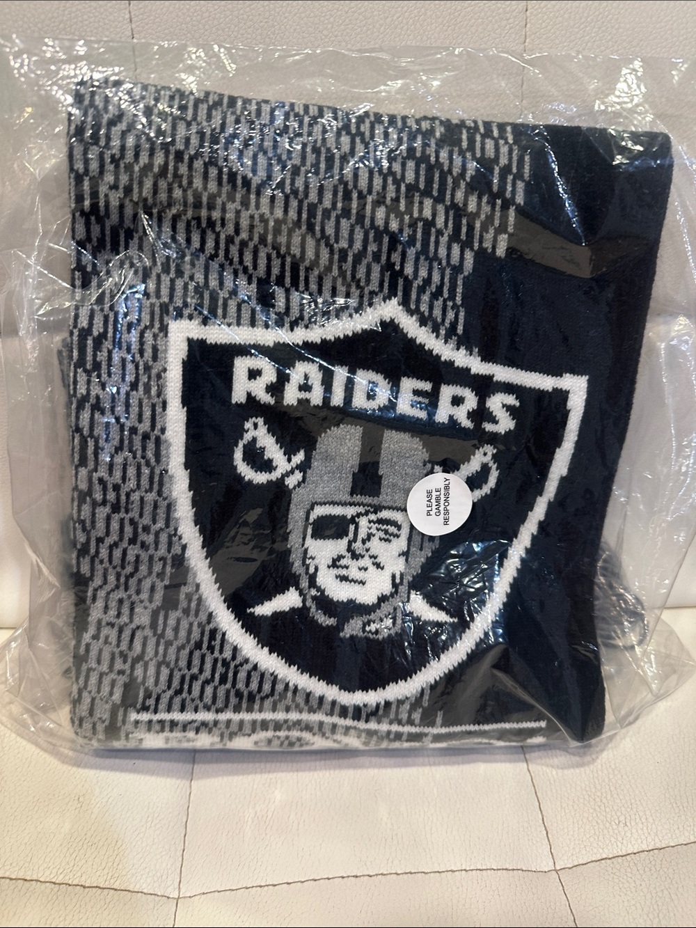 Black & Gray Raiders Knit Scarf